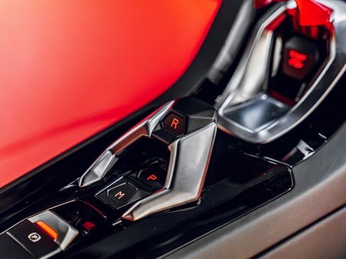 Used 2021 Lamborghini Huracan EVO RWD image 48