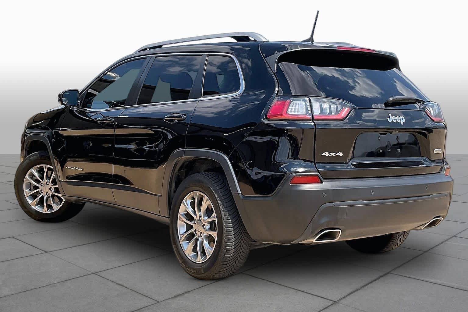Used 2021 Jeep Cherokee Latitude Lux w/ Comfort/Convenience Group AWD/4WD image 13