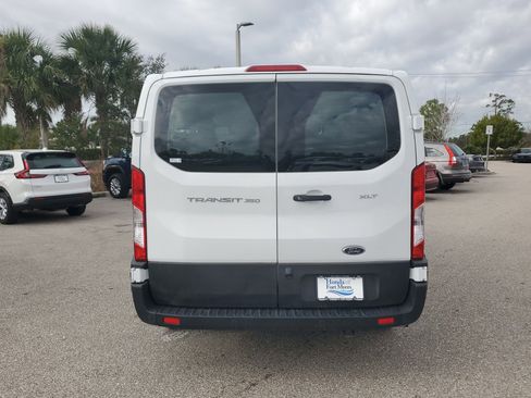 Used 2023 Ford Transit 350 XLT image 5