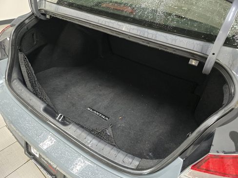 Used 2022 Hyundai Elantra SEL w/ Cargo Package image 16