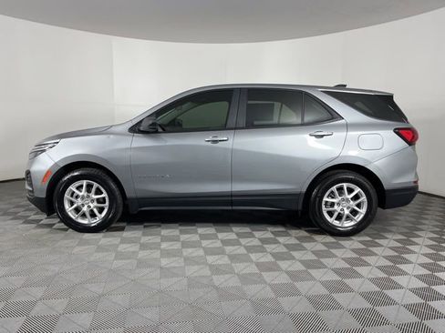Used 2024 Chevrolet Equinox LS FWD image 7
