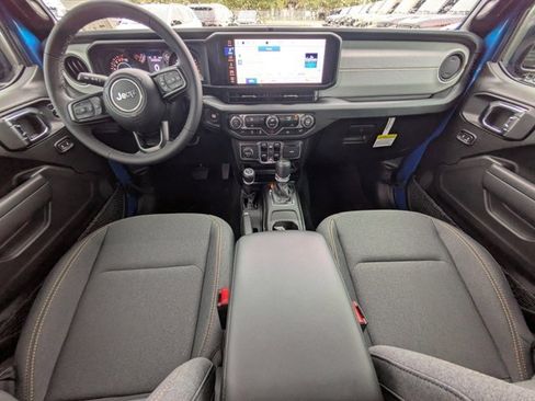 New 2025 Jeep Gladiator Sport image 12