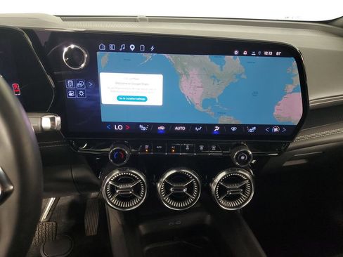 Used 2024 Chevrolet Blazer EV LT AWD/4WD image 16
