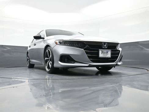 Certified 2022 Honda Accord Sport image 27