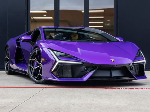 Used 2025 Lamborghini Revuelto AWD/4WD image 3