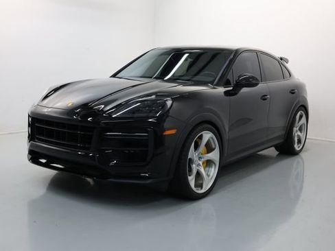 Used 2024 Porsche Cayenne Turbo GT AWD/4WD image 1