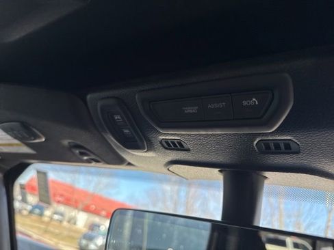 Used 2021 Jeep Wrangler Unlimited Sahara image 6