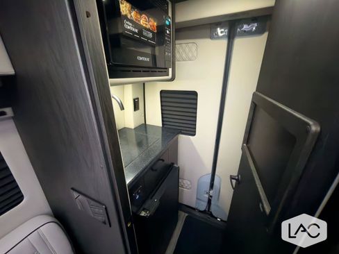 Used 2026 Mercedes-Benz Sprinter 2500 image 15