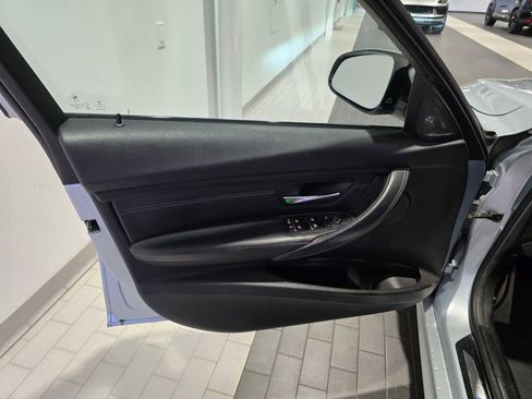 Used 2017 BMW M3 image 21