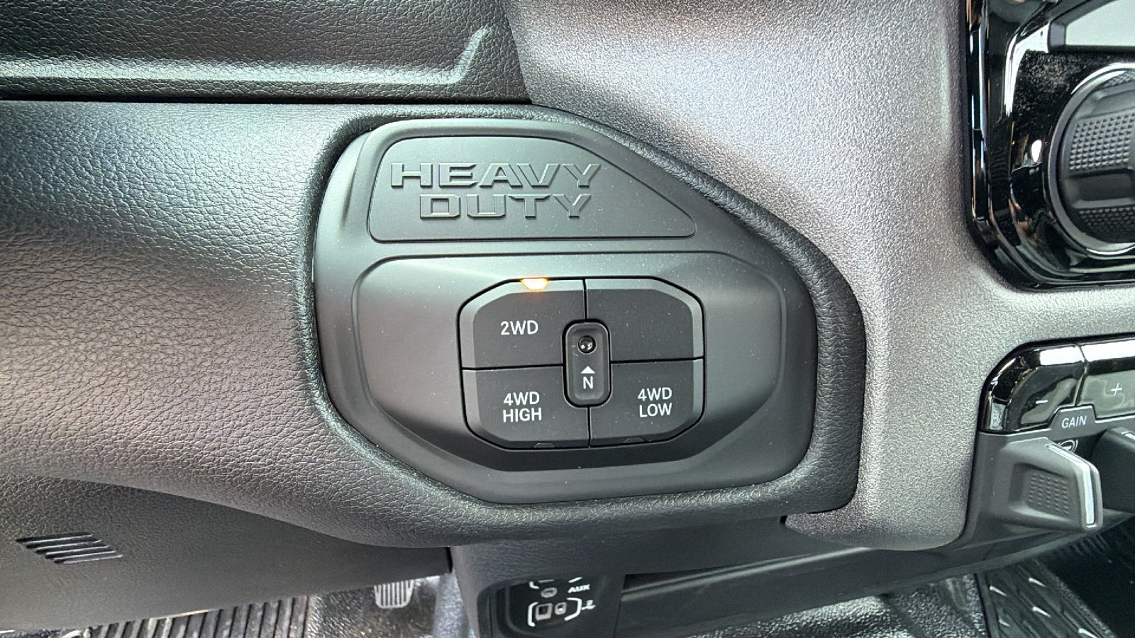 New 2026 RAM 3500 Tradesman w/ Chrome Appearance Group A AWD/4WD image 28