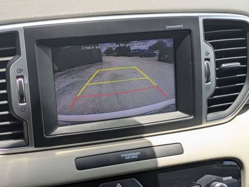 Used 2019 Kia Sportage EX FWD image 17