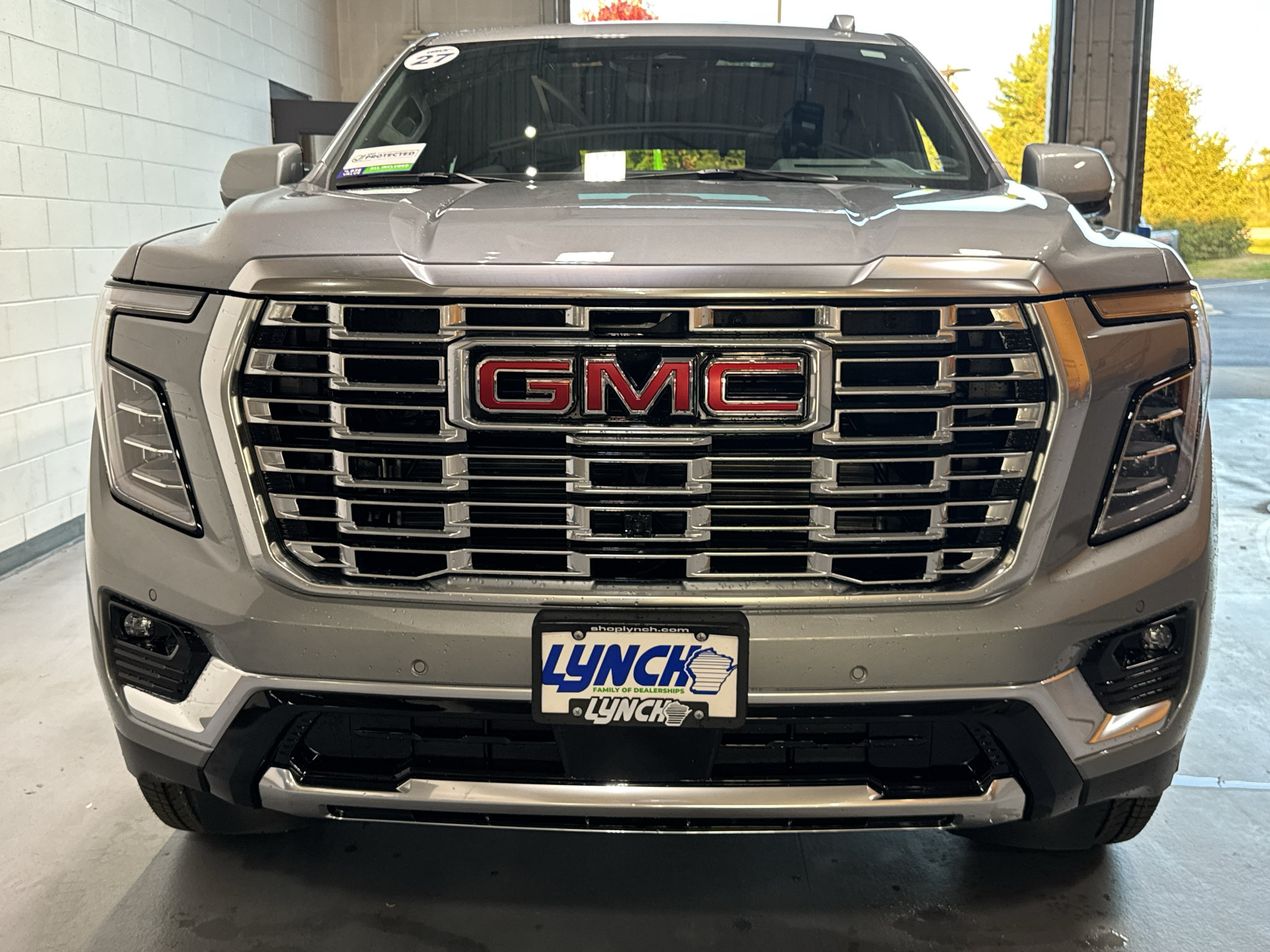New 2027 GMC Yukon Denali w/ Denali Reserve Package AWD/4WD image 8
