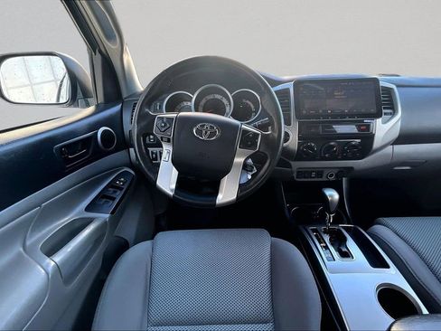 Used 2015 Toyota Tacoma 4x4 Double Cab w/ TRD Off-Road Package image 9