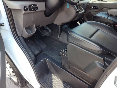 Used 2024 Ford Transit 350 XL image 13