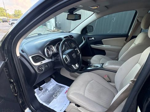 Used 2015 Dodge Journey American Value Package w/ Flexible Seating Group FWD image 9