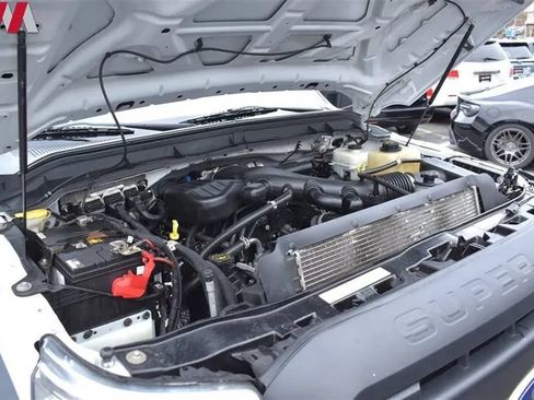 Used 2016 Ford F550 4x4 Regular Cab Super Duty image 34