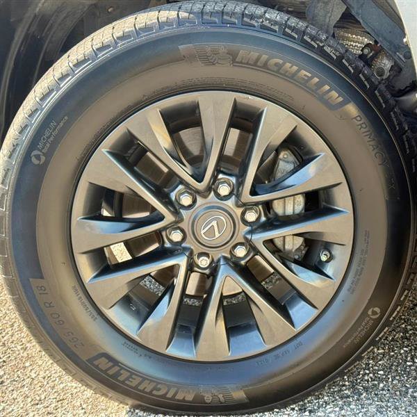 Used 2021 Lexus GX 460 Premium w/ Premium Package AWD/4WD image 28