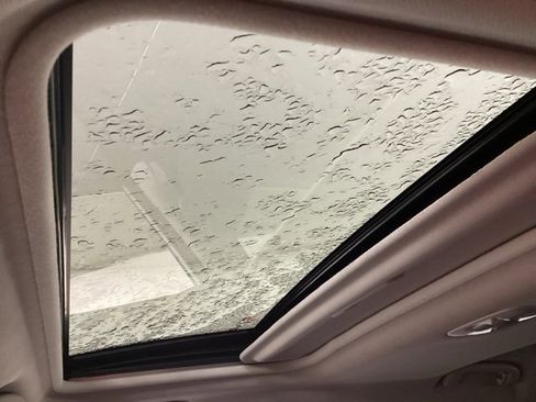 Used 2025 Subaru Crosstrek 2.0i Premium image 14