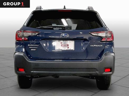Used 2024 Subaru Outback Premium AWD/4WD image 5