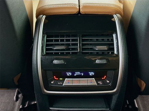 Certified 2022 BMW X5 xDrive45e image 33