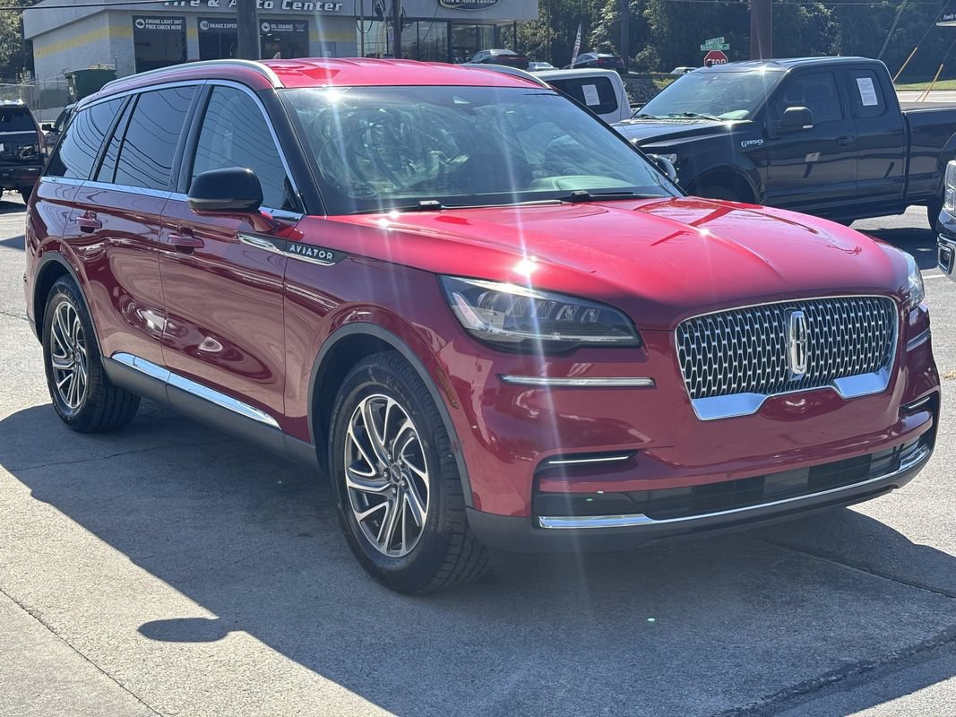 Used 2021 Lincoln Aviator 2WD w/ Elements Package image 8