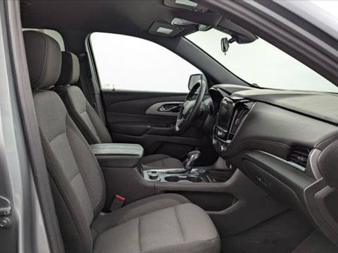 Used 2023 Chevrolet Traverse LT FWD image 21