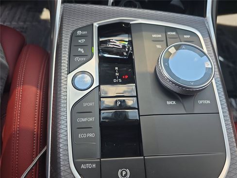 Used 2026 BMW 330i Sedan w/ M Sport Package RWD image 19