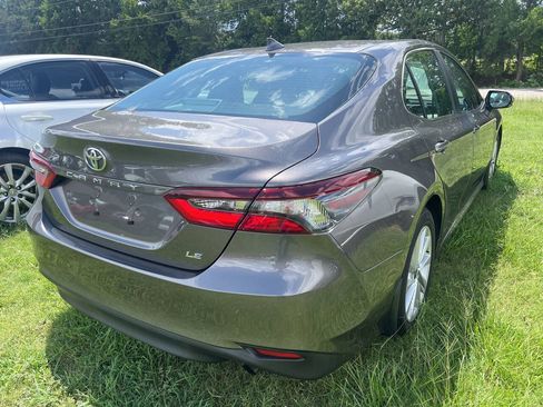 Used 2024 Toyota Camry LE w/ Convenience Package FWD image 7