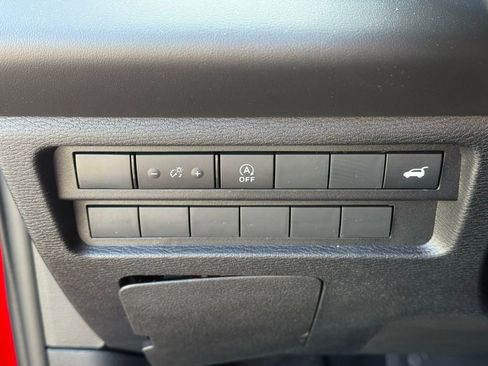 New 2026 Mitsubishi Outlander SE AWD/4WD image 9