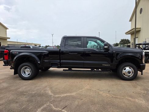 New 2026 Ford F350 XL w/ STX Appearance Package AWD/4WD image 4