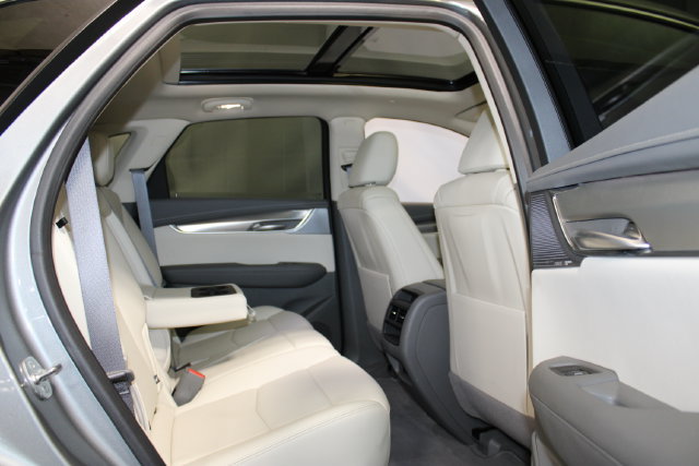 Certified 2024 Cadillac XT5 Premium Luxury AWD/4WD image 12