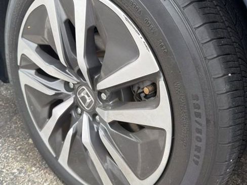 Used 2020 Honda Accord EX-L image 19