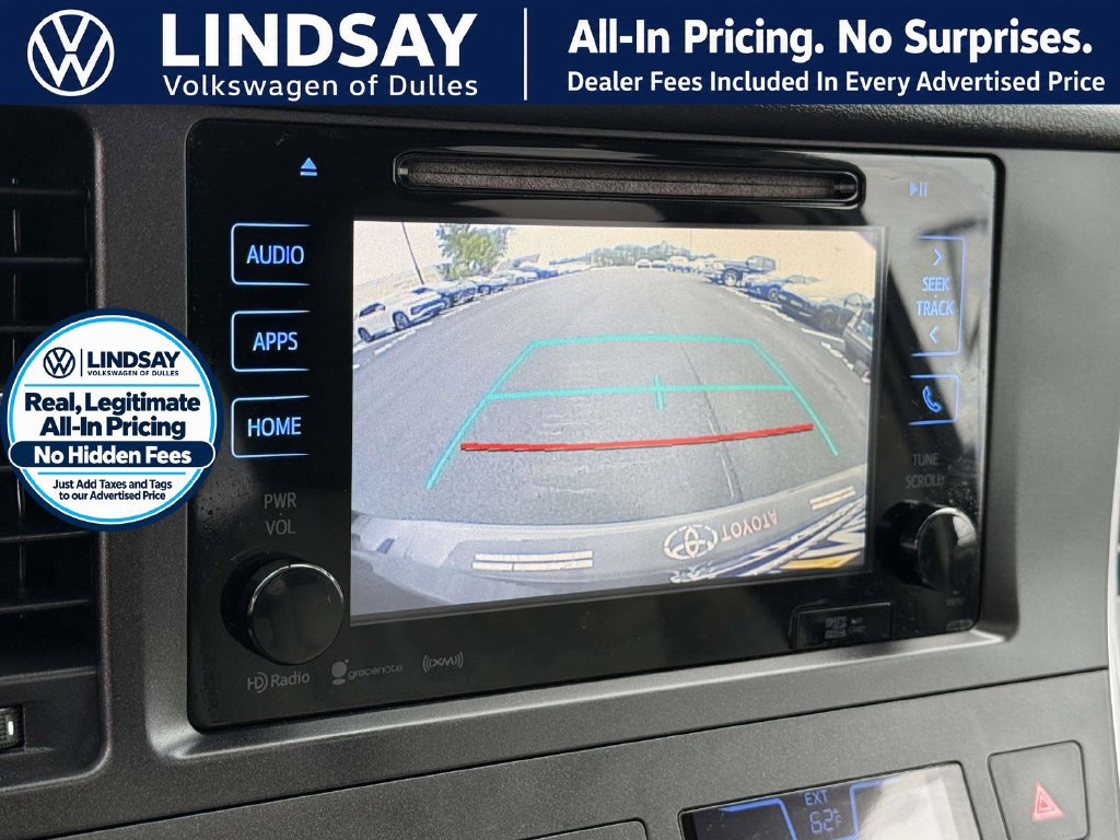 Used 2016 Toyota Sienna XLE Premium w/ Protection Package FWD image 18