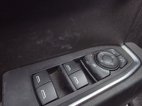 Used 2024 GMC Sierra 1500 SLE image 12