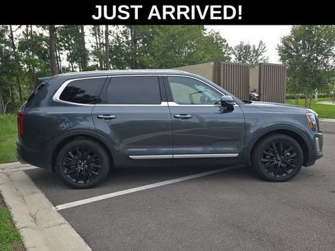 Used 2021 Kia Telluride SX w/ Towing Package FWD image 3