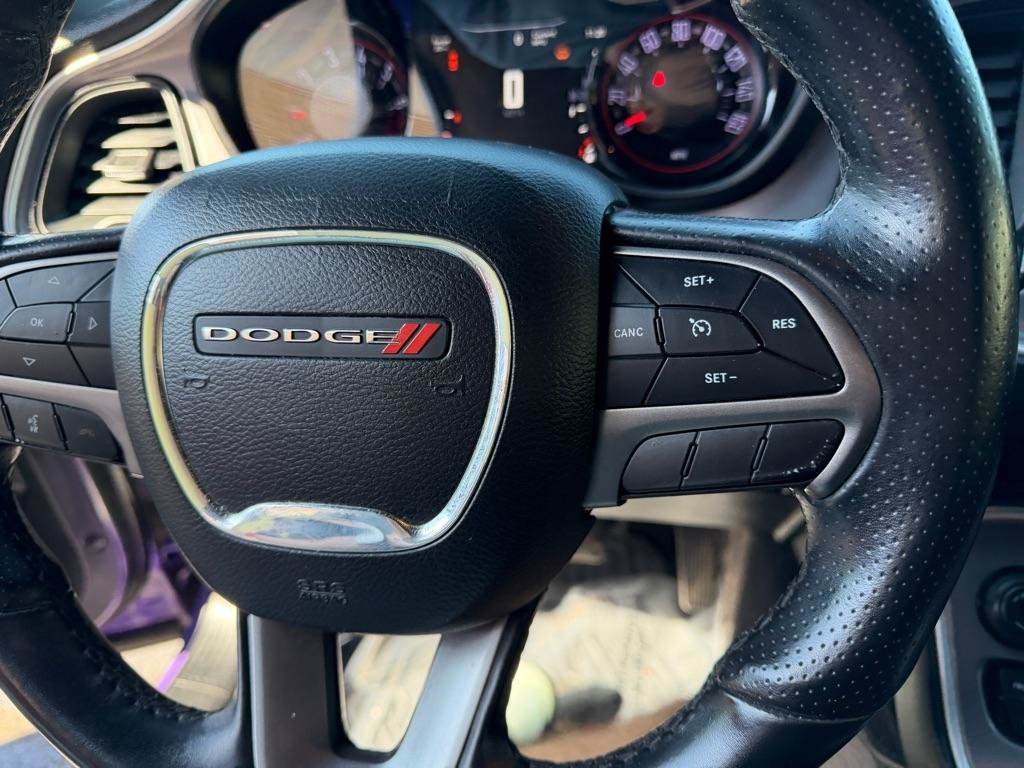 Used 2019 Dodge Challenger SXT w/ Blacktop Package RWD image 25