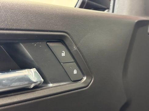 New 2026 GMC Canyon Elevation w/ Convenience Package image 10