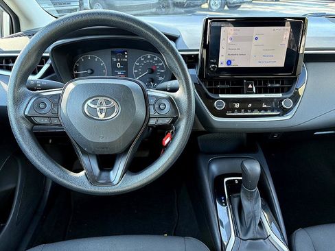 Used 2023 Toyota Corolla LE image 15