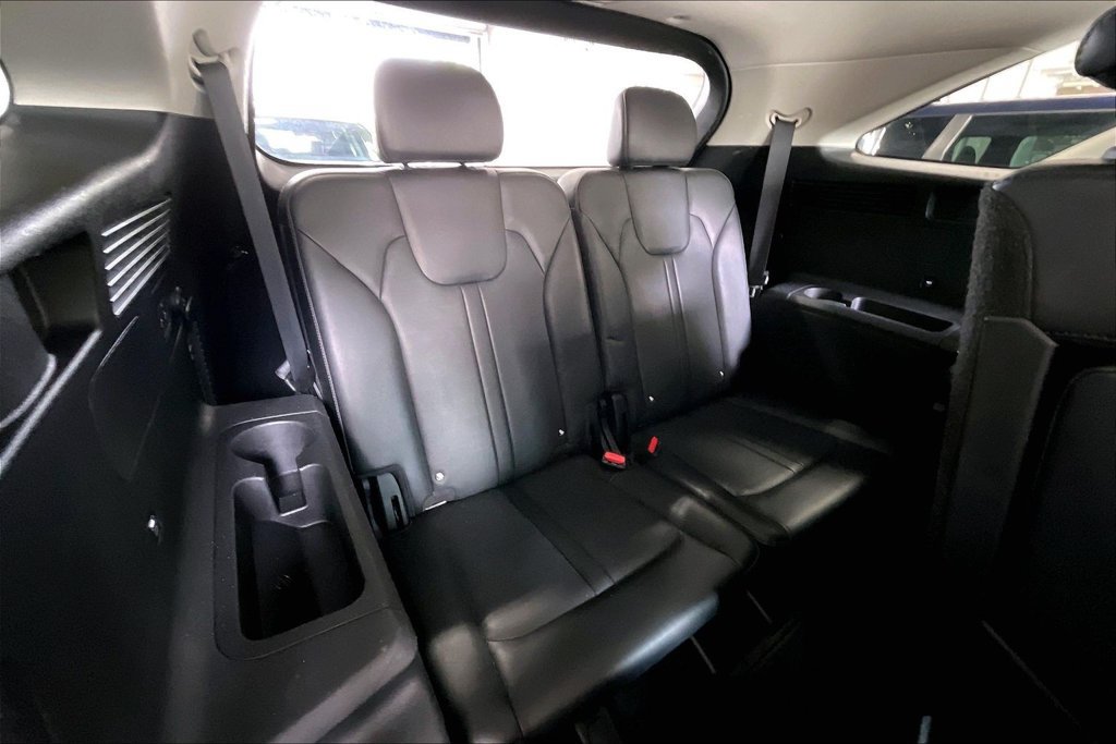 Used 2024 Kia Sorento S FWD image 15