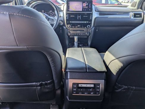 Used 2023 Lexus GX 460 Premium AWD/4WD image 32