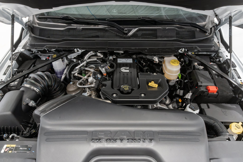 New 2027 RAM 3500 Big Horn AWD/4WD image 3