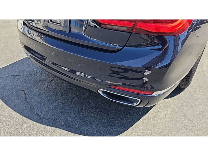 Used 2017 BMW 740i RWD image 8