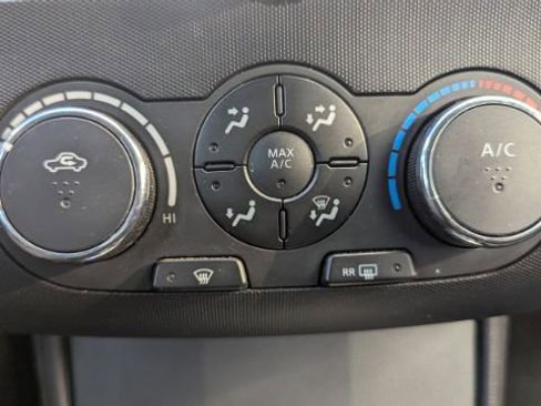 Used 2010 Nissan Altima 2.5 S image 31