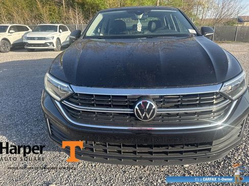 Used 2024 Volkswagen Jetta SEL image 8