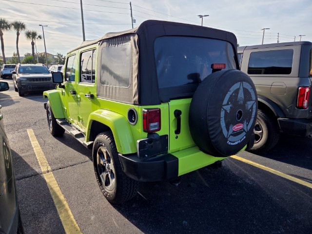 Used 2017 Jeep Wrangler Unlimited Sahara w/ Max Tow Package AWD/4WD image 4