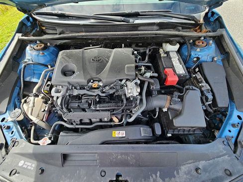 Used 2023 Toyota Camry XSE image 11