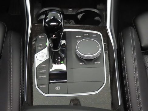 Used 2022 BMW 330i Sedan w/ Driving Assistance Package RWD image 26
