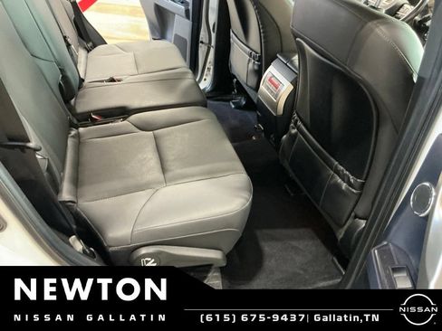 Used 2021 Lexus GX 460 Premium w/ Premium Plus Package AWD/4WD image 23