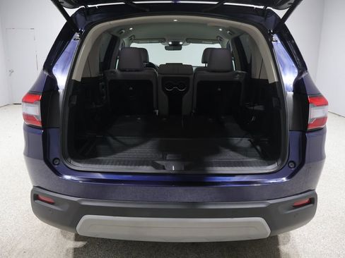 Used 2025 Honda Pilot EX-L image 19