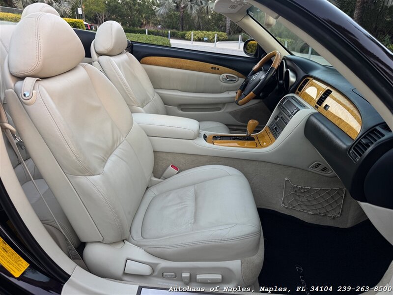 Used 2002 Lexus SC 430 Convertible RWD image 25
